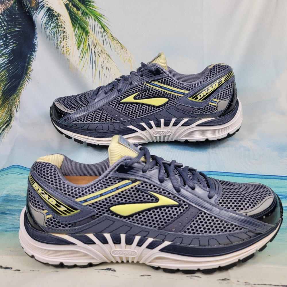 Brooks Men's Gray and Lime Green Running Shoes